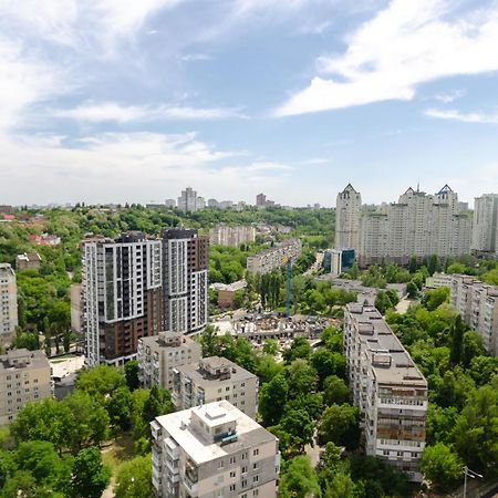 New Apartment Near Railway Station 1A Kyiv Exterior photo